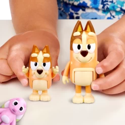 Bluey Sleepytime Mum Bingo & Floppy Figurines 2 Pack -Little Wonder Shop MOO0278SLEEPY 2